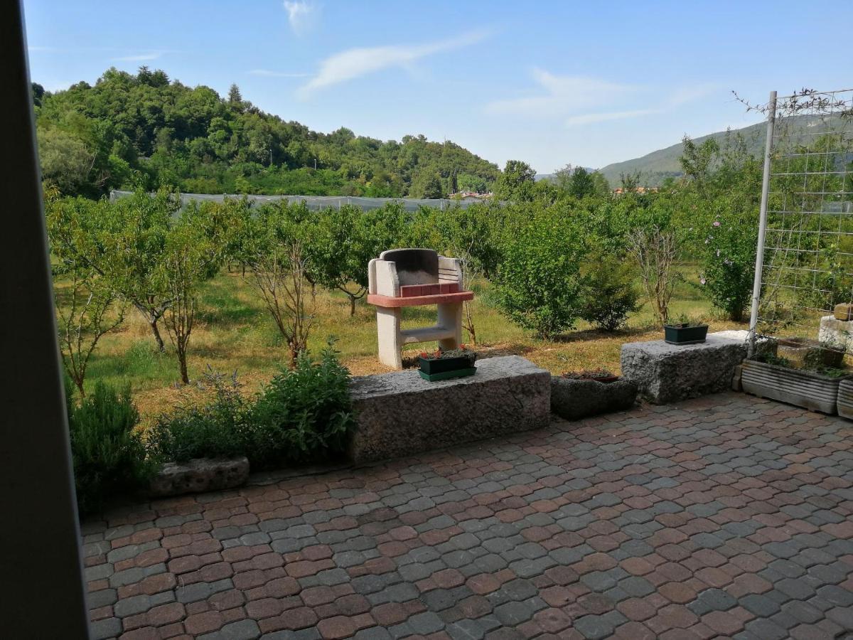 CASCINA LEGNAGO near Garda lake - trilocale Villanuova sul clisi Exterior foto
