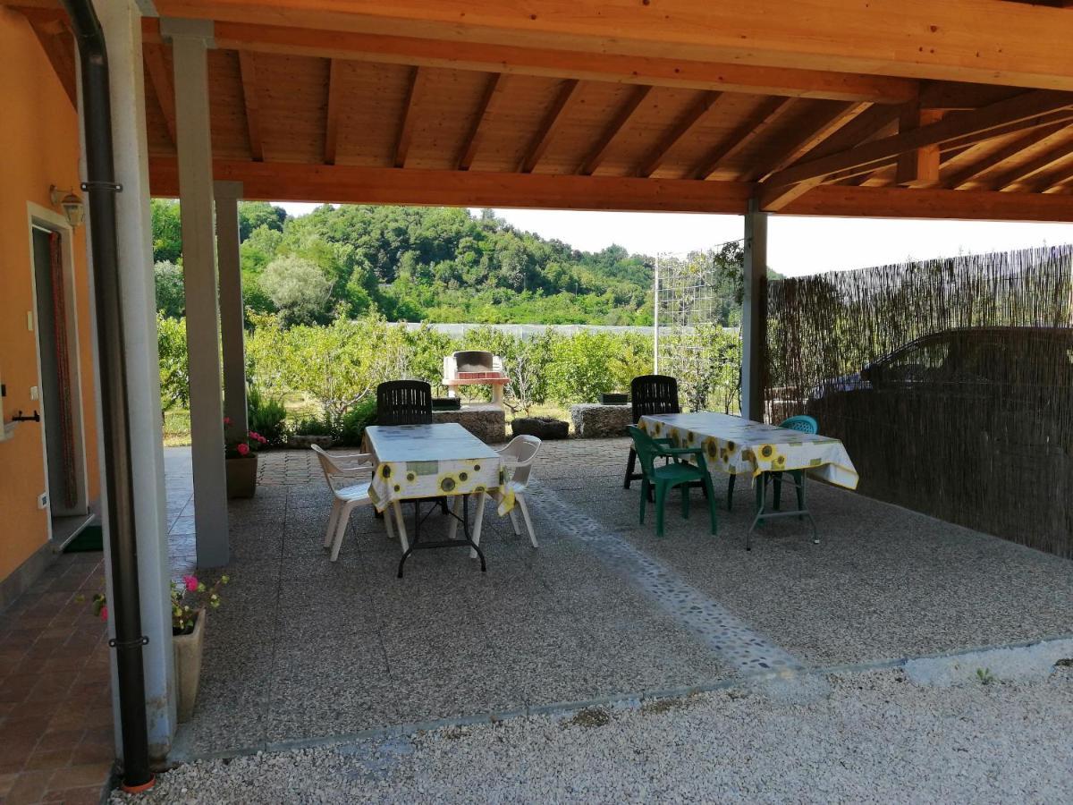 CASCINA LEGNAGO near Garda lake - trilocale Villanuova sul clisi Exterior foto