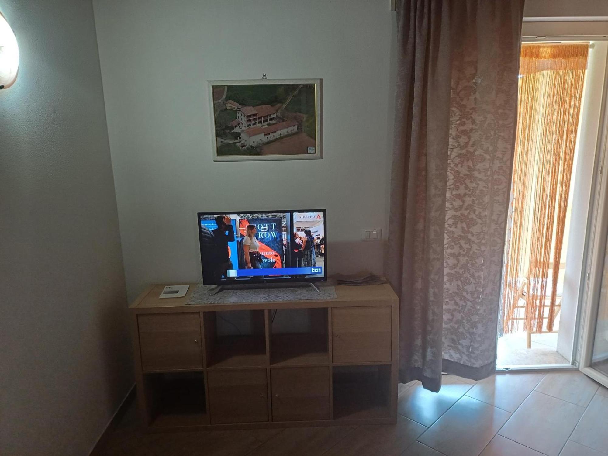 CASCINA LEGNAGO near Garda lake - trilocale Villanuova sul clisi Exterior foto