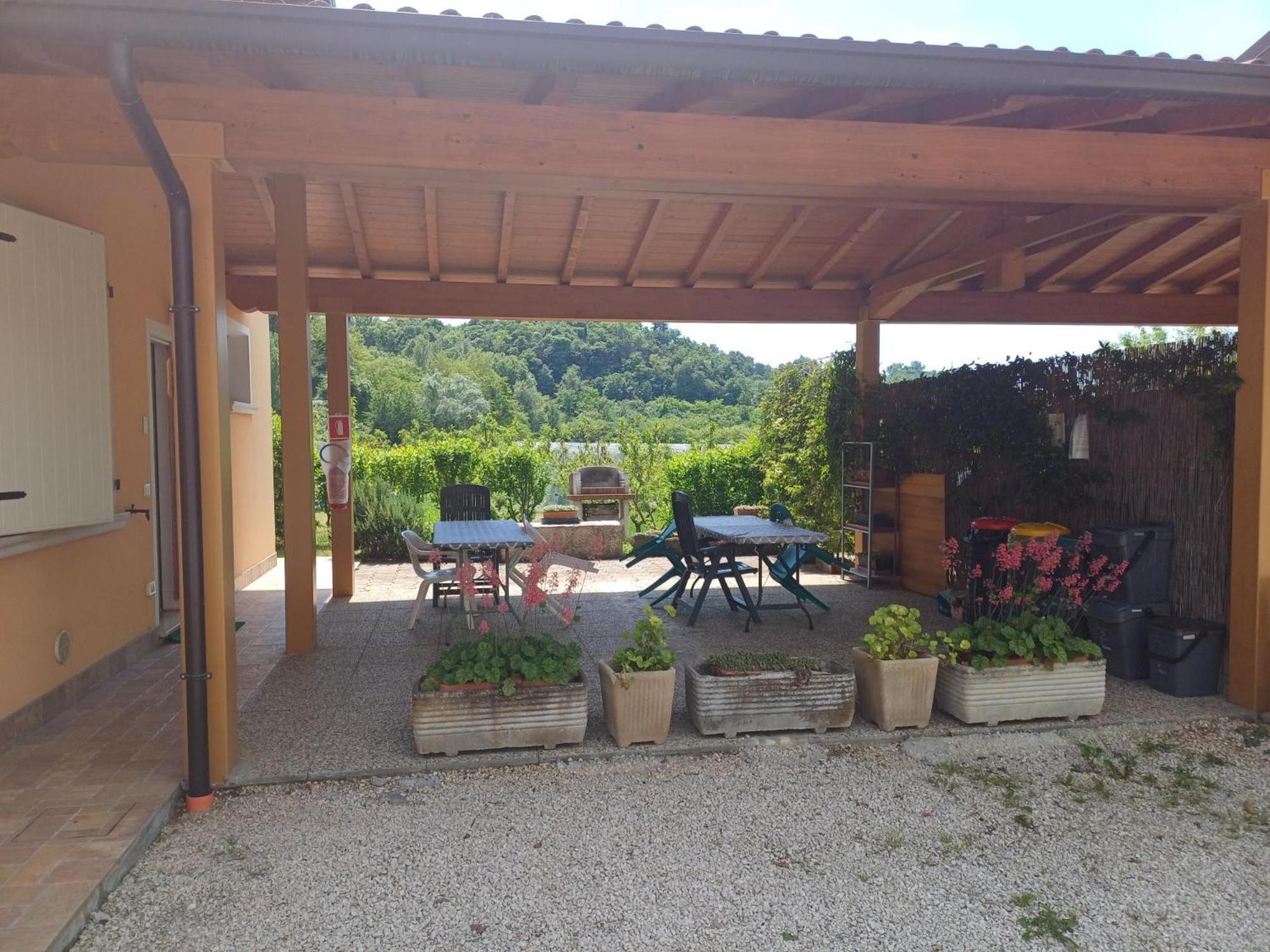 CASCINA LEGNAGO near Garda lake - trilocale Villanuova sul clisi Exterior foto